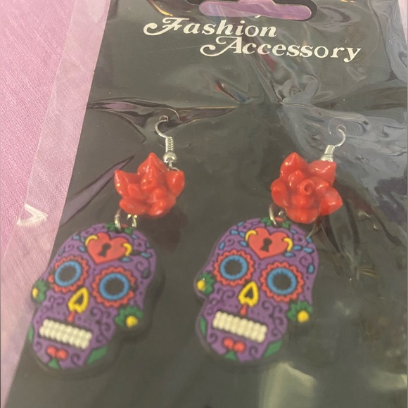 Day of the Dead NWT in package, fashion earrings. Purple - Picture 3 of 3